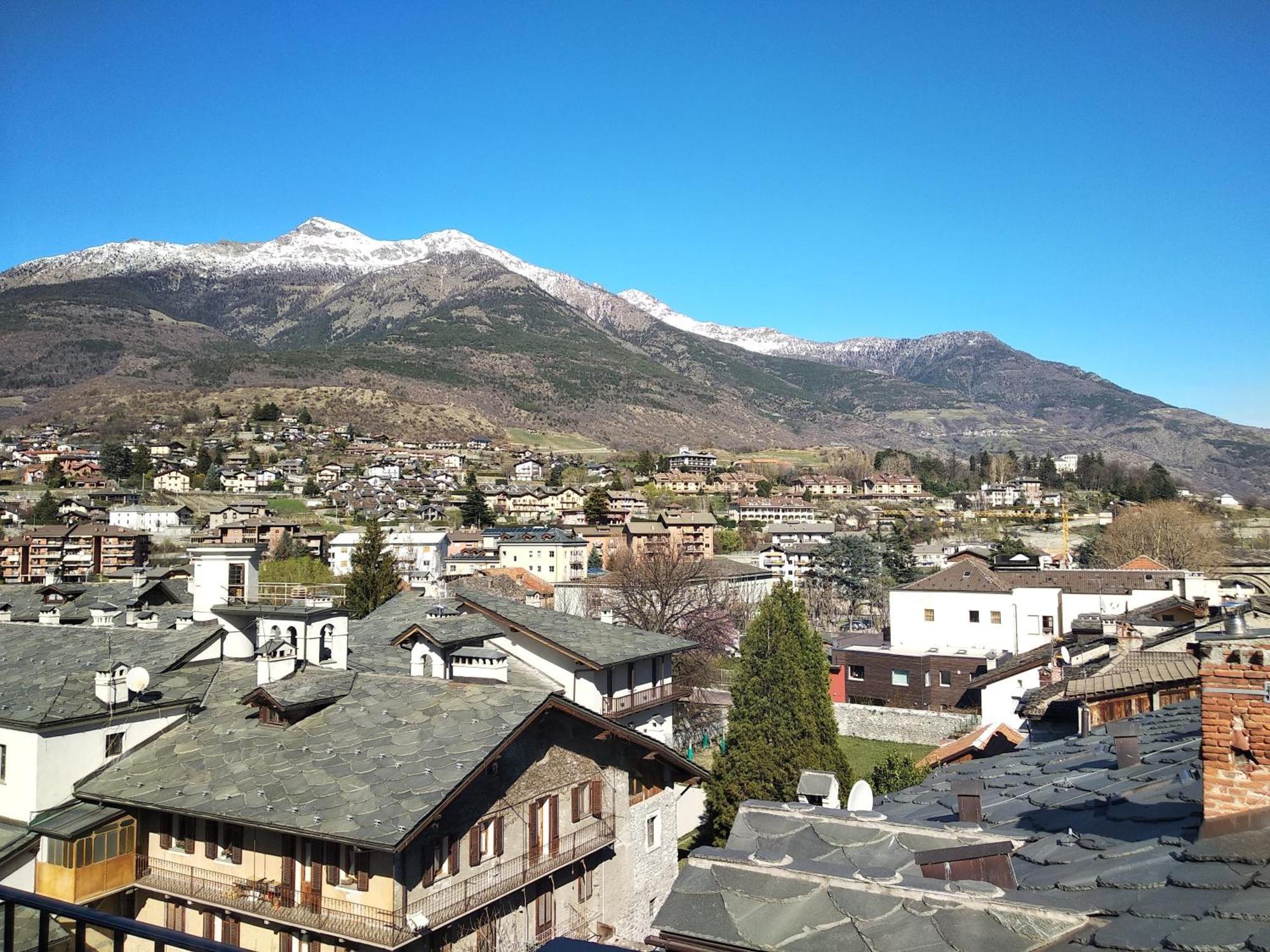 Maison Soleil - In Mansarda - Affitti Brevi Italia Aosta Eksteriør billede