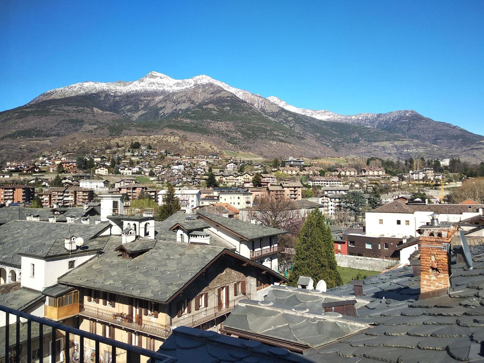 Maison Soleil - In Mansarda - Affitti Brevi Italia Aosta Eksteriør billede